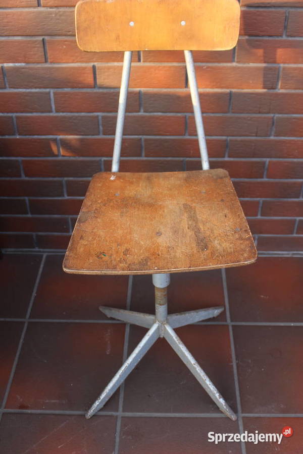 stare krzesło warsztatowe prl