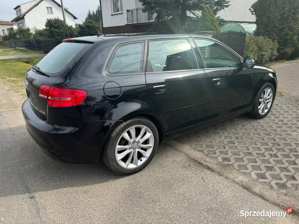 Audi A3 8P lift 12 TSI 5d klima alu navi czarny Rypin
