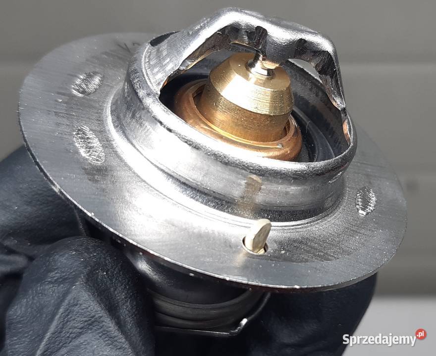 TERMOSTAT TOYOTA CARINA CELICA COROLLA HILUX