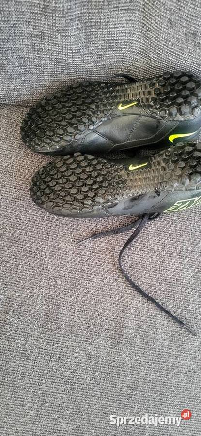 Buty piłkarskie r 29 Nike Sportowe