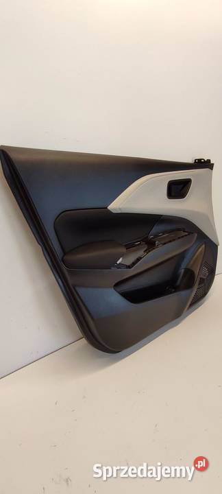 SUZUKI SWIFT MK9 BOCZEK DRZWI LEWY PRZÓD