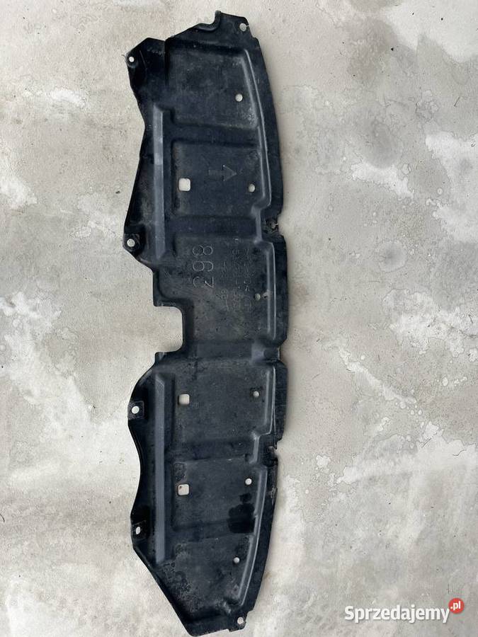 Toyota Corolla E12 osłona pod zderzak płyta pod Osłony silnika sprzedam