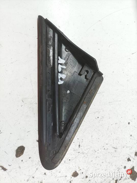 OSŁONA TRÓJKĄT BŁOTNIKA PRAWY PRZÓD 73539129 osobowe świętokrzyskie