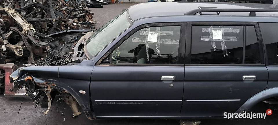 DRZWI LEWE PRZÓD MITSHUBISHI MONTERO Lipno