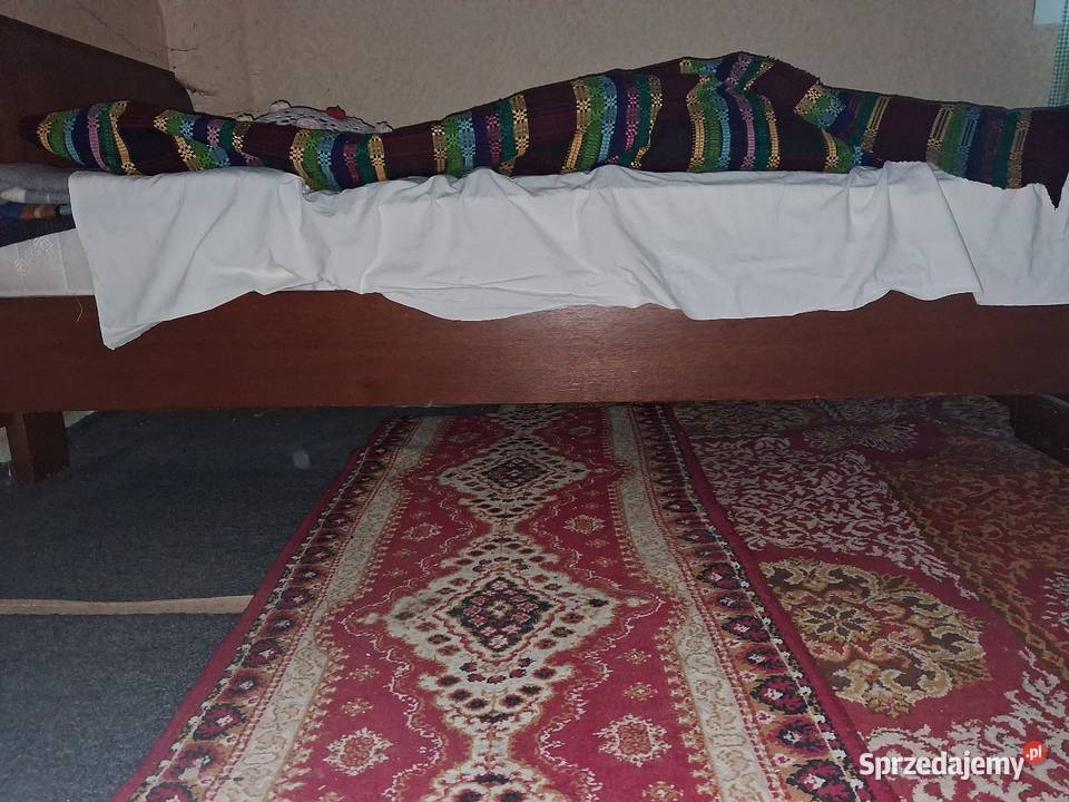 Łóżko porządne stare drewniane podlaskie Krupniki sprzedam
