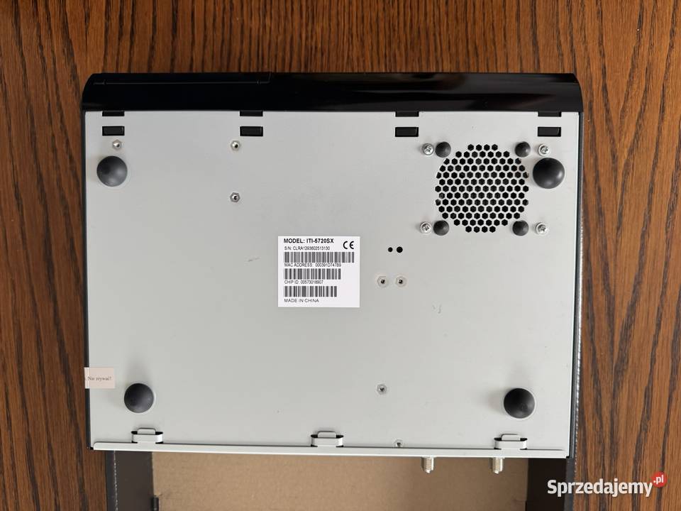 Dekoder nc nbox recorder ITI5720SX CLRA HDD Woźniki sprzedam