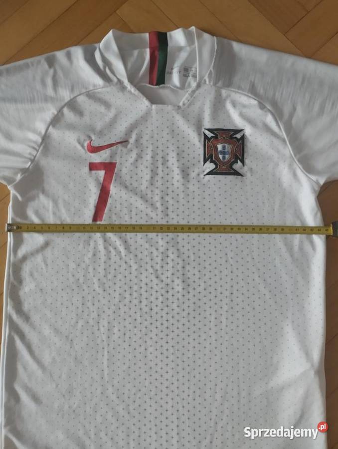 Sprzedam koszulkę Christiano Ronaldo Nike 7 Łuków