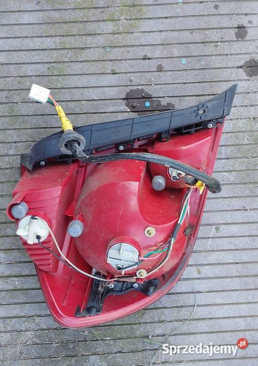 Hyundai accent 2004 2005 lampa tylna prawa tył Byków