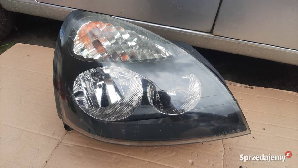 lampa prawa przednia CZARNA Renault Clio II lift Dębno sprzedam