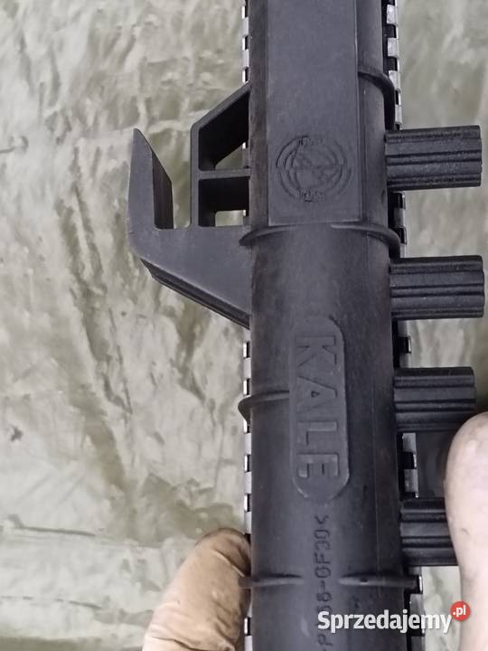 Chłodnica wody OE Fiat Albea 16 46819261 12 14 osobowe śląskie