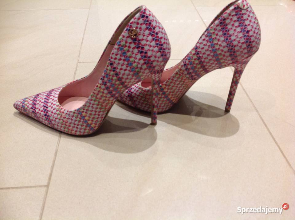 Buty Na Szpilce Skórzane Victoriagotti 39 j nowe Moda i Styl Nowa Sól sprzedam