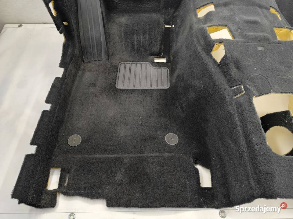 DYWAN WYKŁADZINA PODŁOGA PRZÓD BMW E61 E60 wielkopolskie