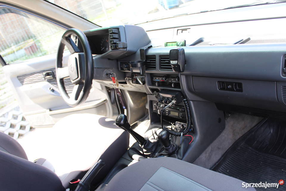 OPEL FRONTERA 24 benzyna gaz relingi dachowe małopolskie