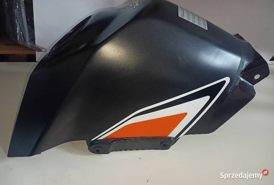 Owiewka osłona baku KTM 125 RC 1419r 90508049000 Turek