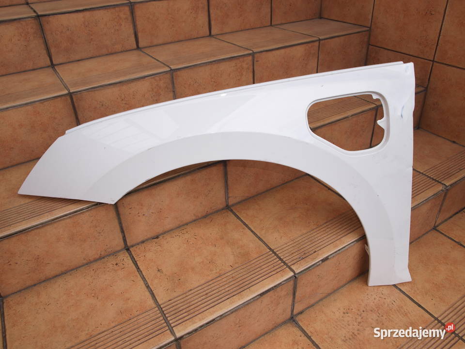 Skoda Octavia IV 4 Hybryda błotnik lewy przód Kalisz