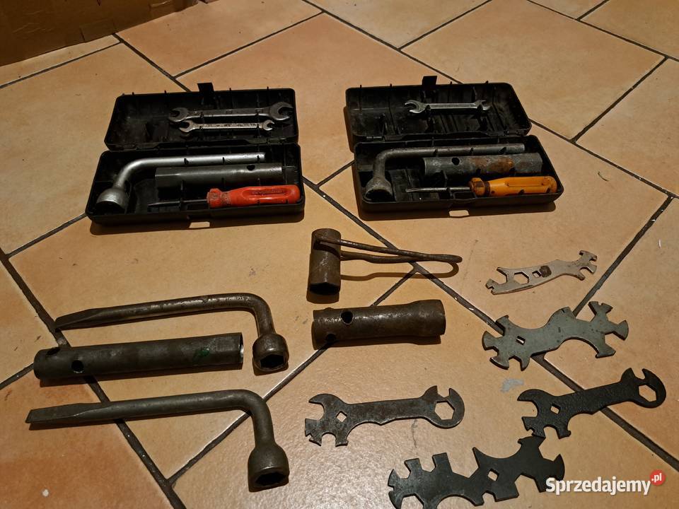 Klucze motor rowersam z czasów PRL