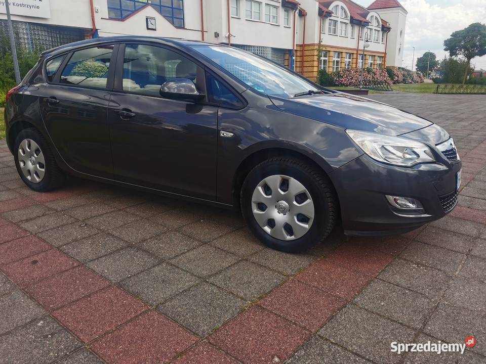 Opel Astra J 14 100 wielkopolskie Kostrzyn