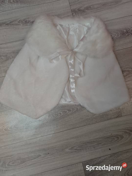 Biała futrzana etola ślubna futrzana narzutka Kraków