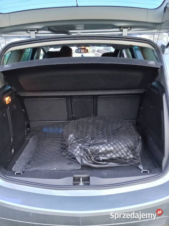 Opel Meriva b Szcześniki