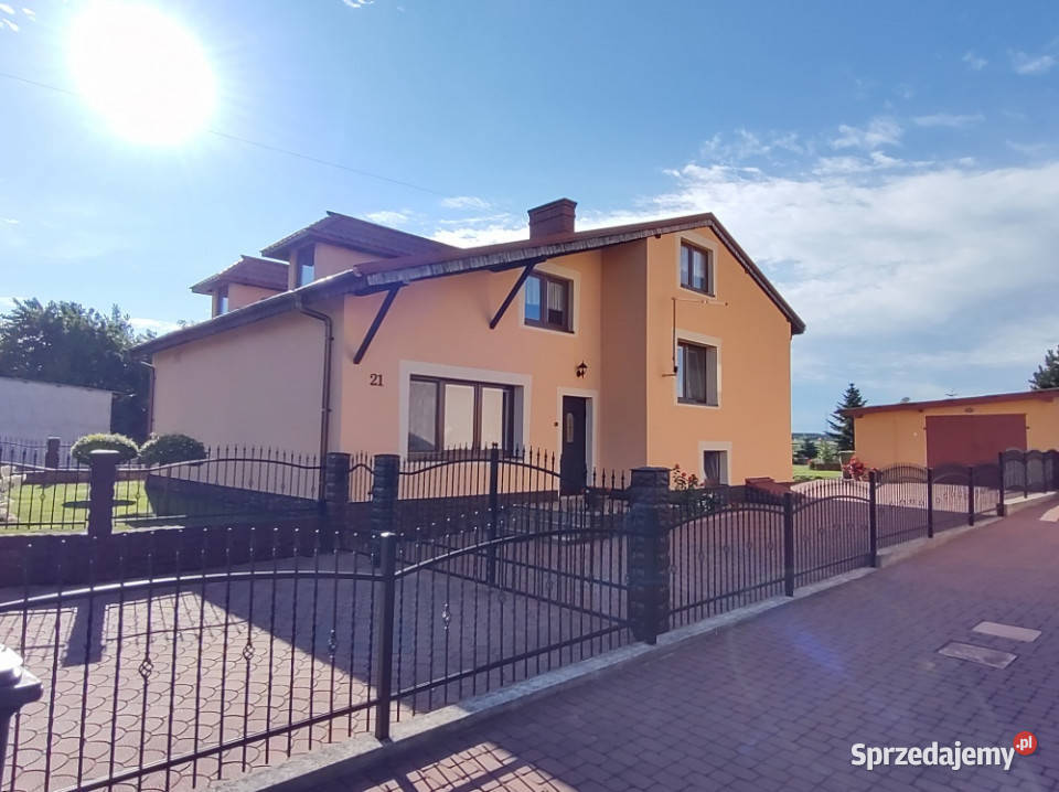 Dom jednorodzinny z ogrodem Rok budowy 1996 Pruchnowo