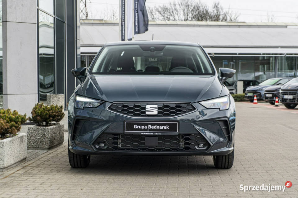 Seat Ibiza Reference 10 MPI 80 V 2017 ESP Łódź