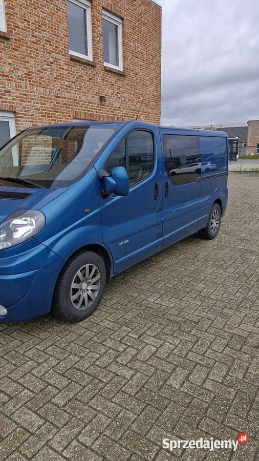 Sprzedam Renault Trafic 25 dCi brygadówka 2008r podgrzewane lusterka boczne mazowieckie Radom