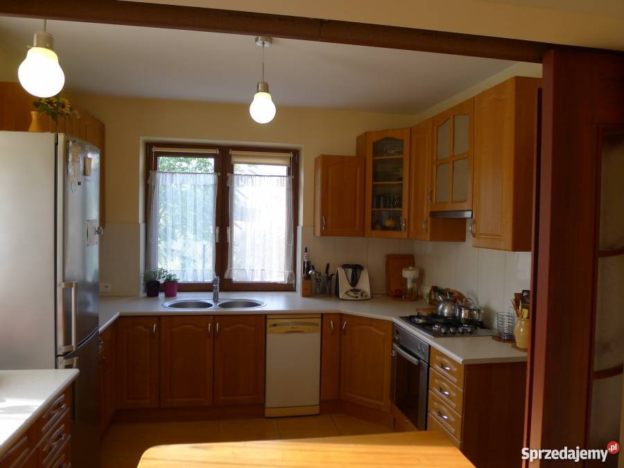 Sprzedam ładny dom w Truskawiu mazowieckie Izabelin sprzedam