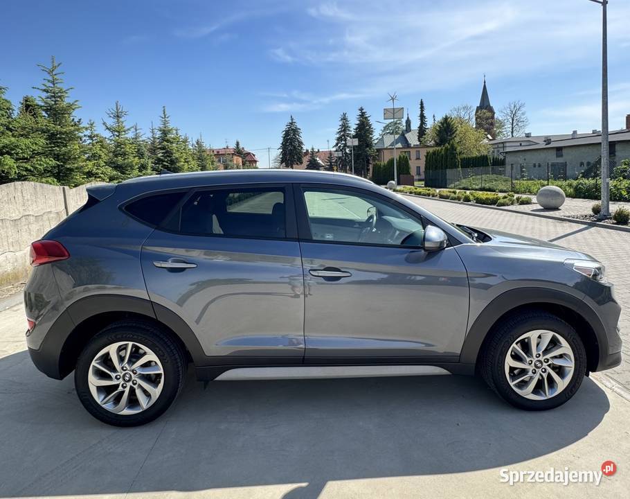 Hyundai Tucson 20 Benzyna Automat SEL Zadbany szary Lisków sprzedam