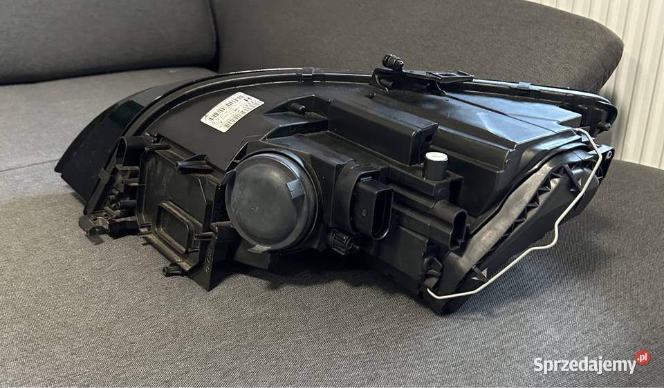 Audi TT MK2 lampa przednia prawa osobowe Płock