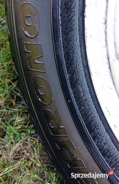 Komplet opony Pirelli i felg sprzedam Piątnica Włościańska
