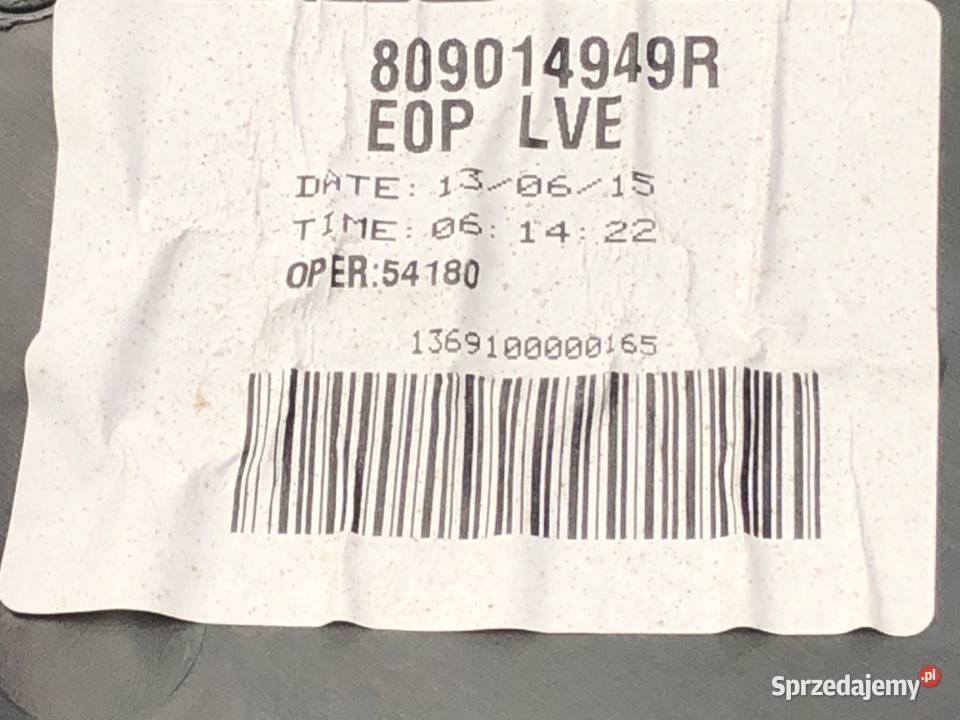 BOCZEK DRZWI LEWY PRZÓD DACIA DUSTER 809014949R