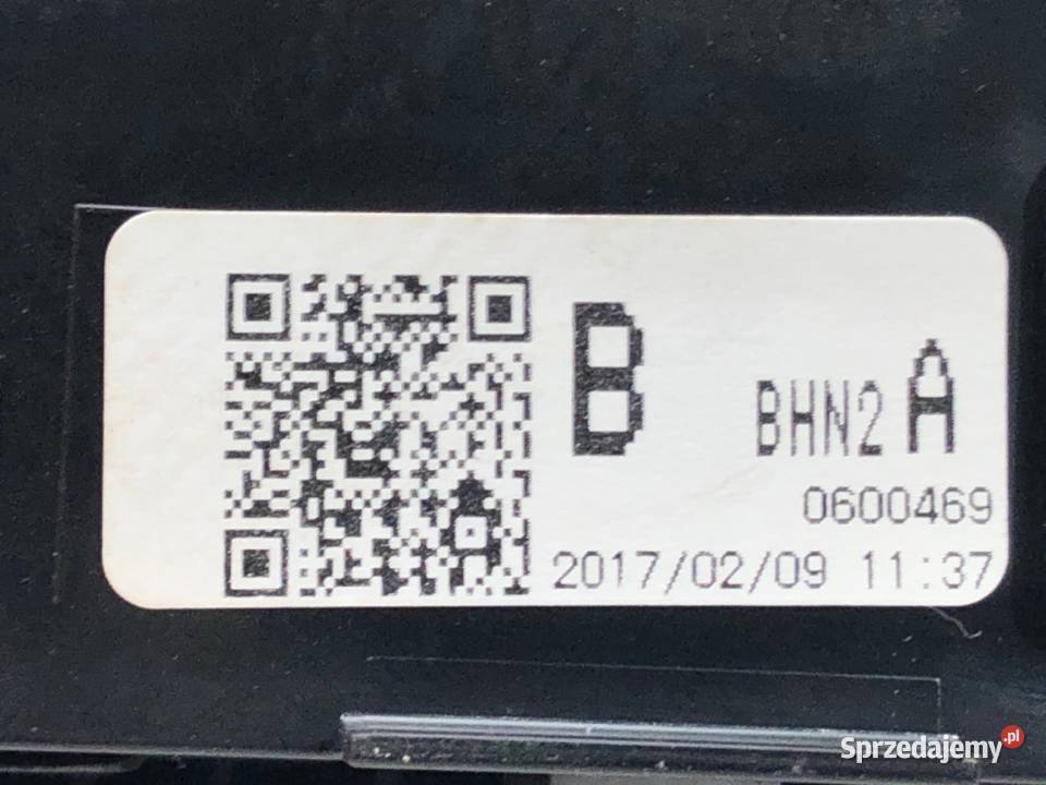 PRZEŁĄCZNIKI GRZANIA FOTELI MAZDA 3 BM BHN2A sprzedam