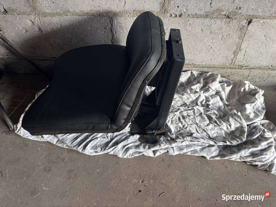 Siedzenie do ursusa C 330 C 360 C 3603P