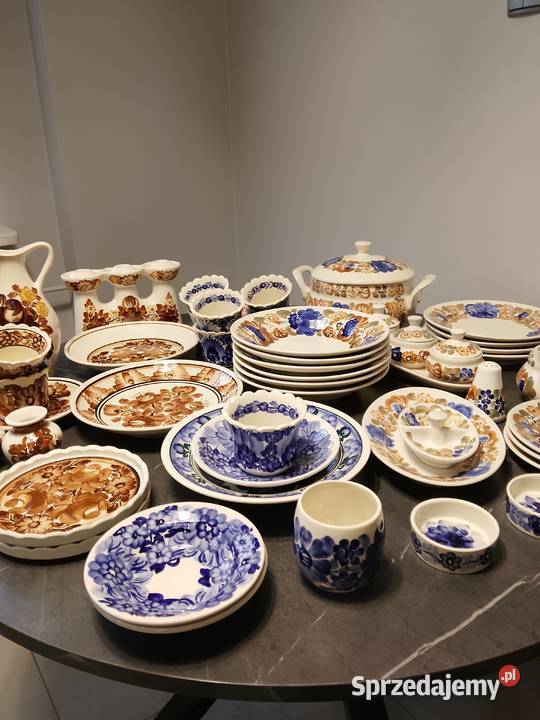 Zestaw fajansu włocławskiego