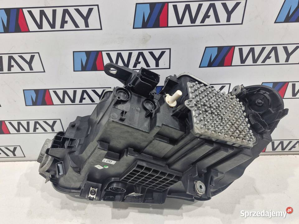 BMW X1 F48 LAMPA PRAWA PRZÓD FULL LED EU sprzedam