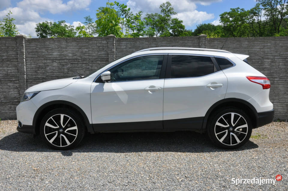 Nissan Qashqai 16T 160 Tekna LED Kamera 360 Navi