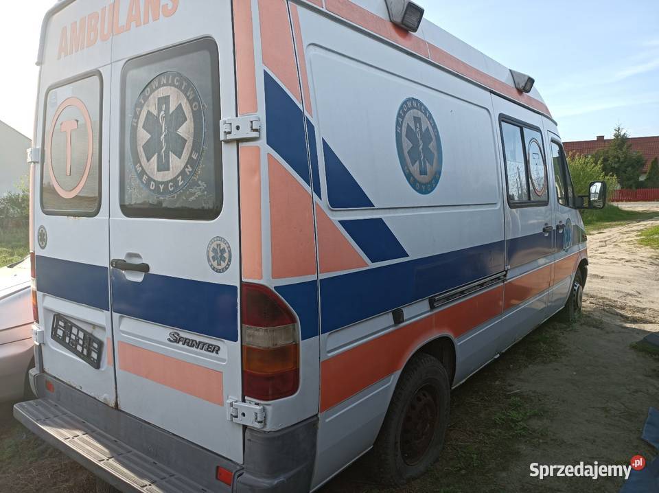 Anbulans karetka mercedes sprinter nadwozie uszkodzony mazowieckie sprzedam