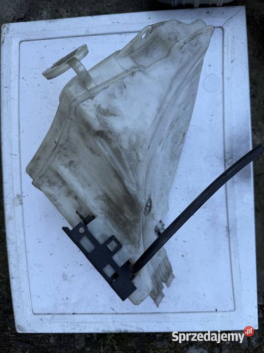 ZBIORNICZEK PŁYNU SPRYSKIWACZY BMW E46 SEDAN Ostrów Wielkopolski