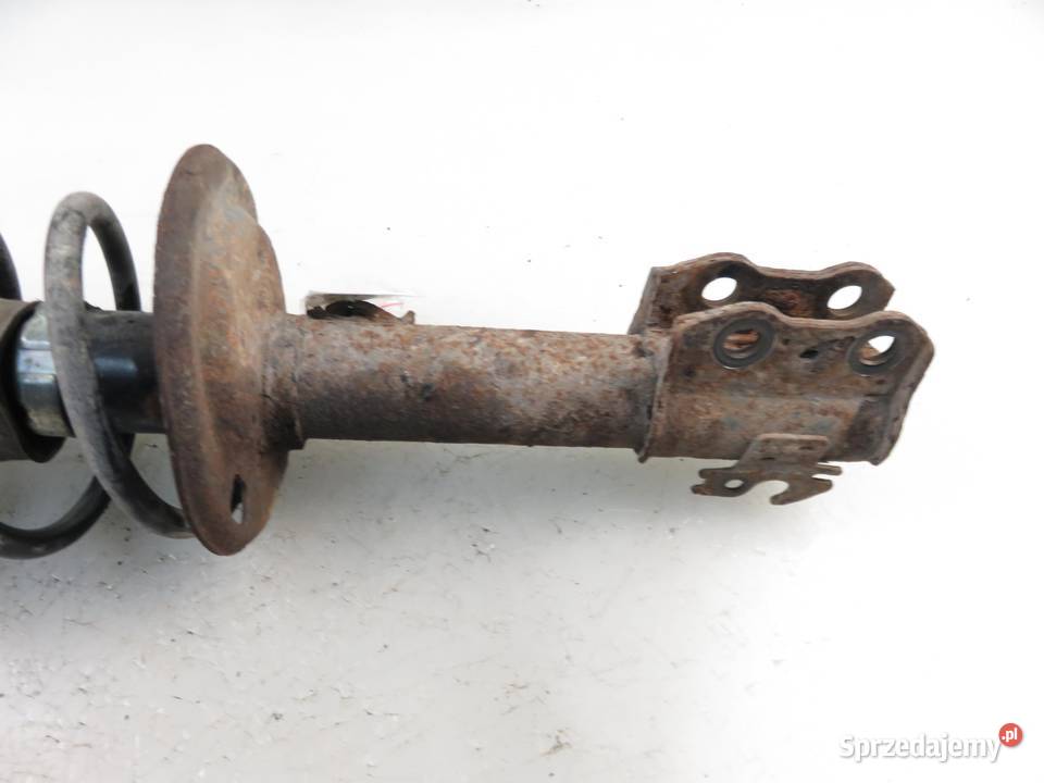 MCPERSON PRAWY PRZEDNI TOYOTA YARIS II 14 D4D sprzedam