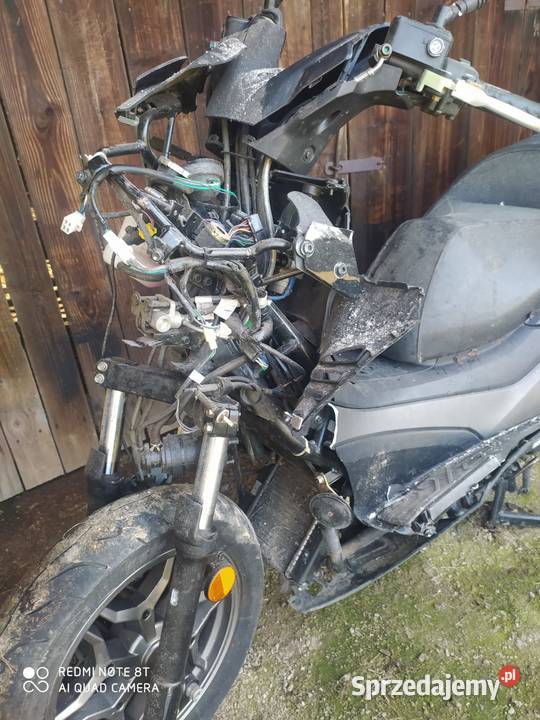 KYMCO Xtown 125 z 2020 roku uszkodzony Okazja Wadowice
