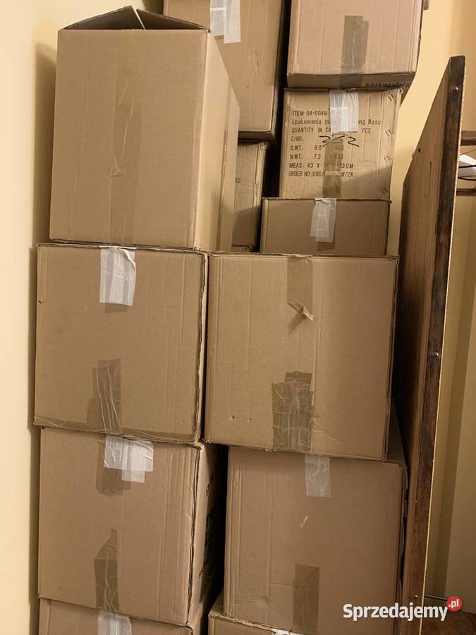 Dużo profesjonalnych kartonów do przeprowadzki w Warszawa