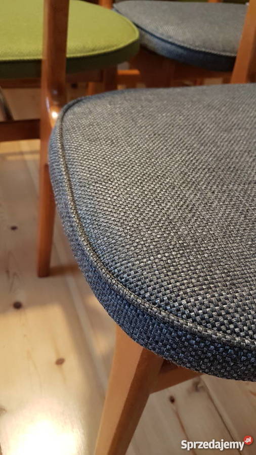 Krzesła PRL autor Rajmund Hałas lata 6070 49cm Szczecin