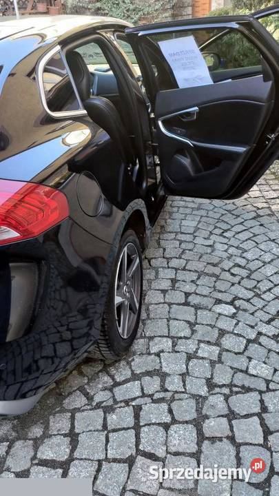 Volvo V40 20 diesel 150 2017r Oszczędny i Bielawa