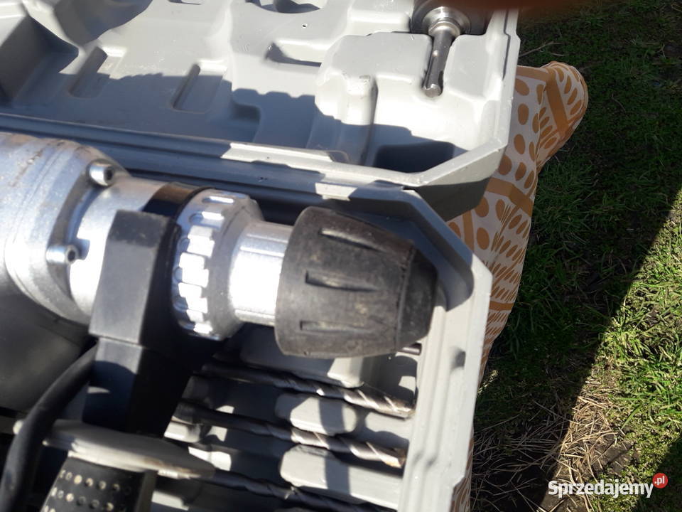 Młot udarowy marki Titan model TTB631SDS duża Miłosław sprzedam