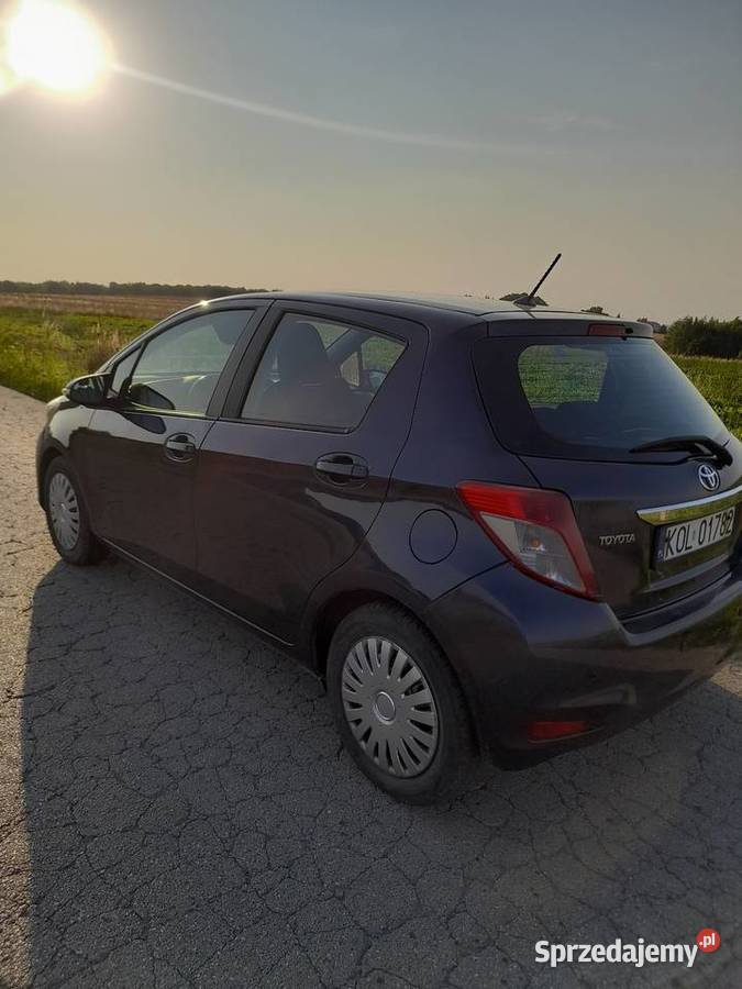 Toyota yaris 10 VVTi 2012r 188 klima 2 komplety 4/5