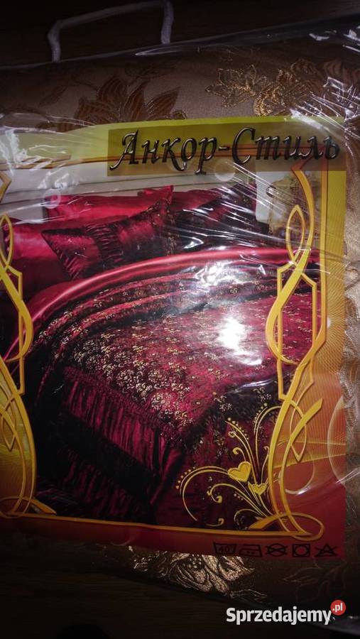 Dekoracyjna królewska narzuta z poduszkami na Meble mazowieckie