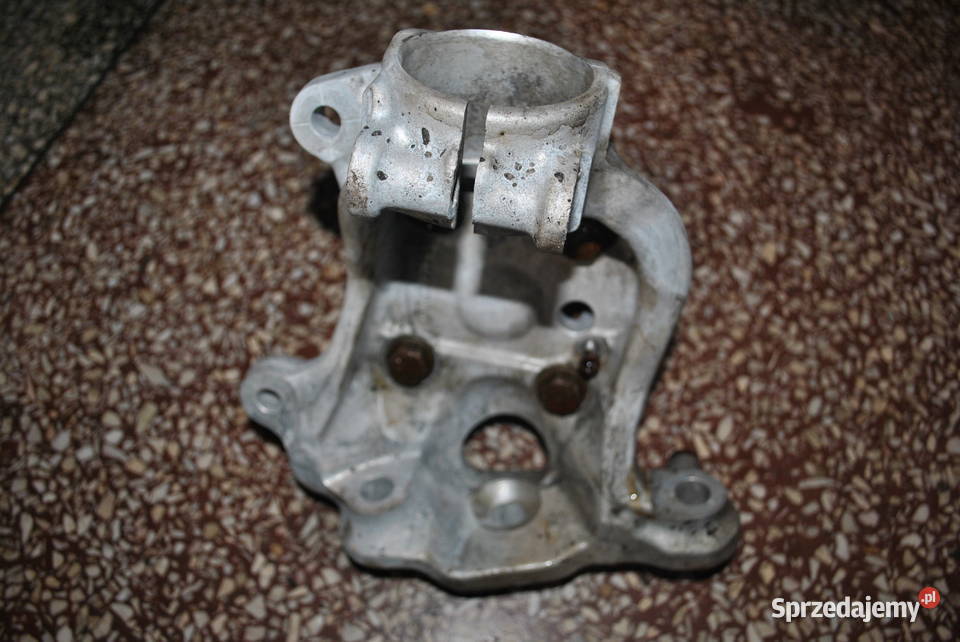 Zwrotnica lewy przód BMW E60 E61 śląskie Poręba