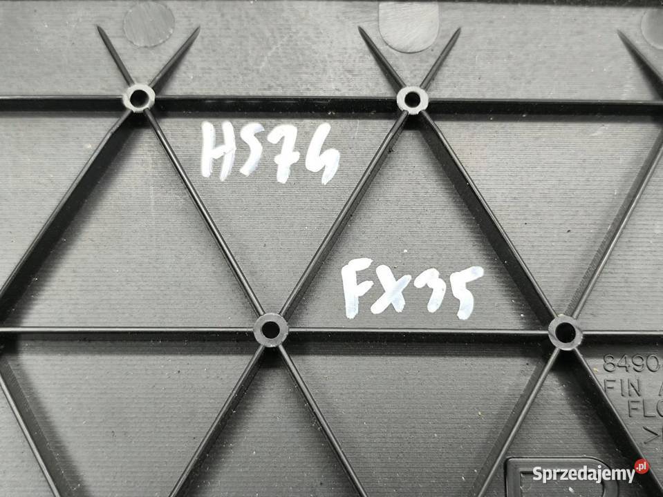 PODŁOGA TAPICERKA BAGAŻNIKA PRAWA FX II QX70