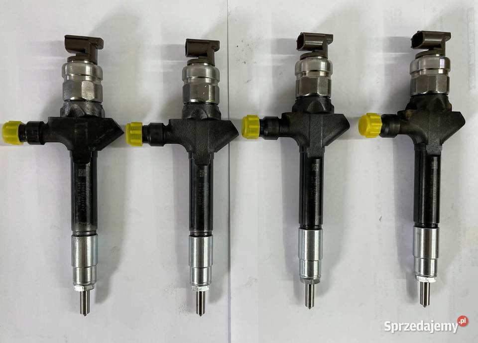 WTRYSKIWACZ DENSO DCRI105780 RF7J13H50 MAZDA