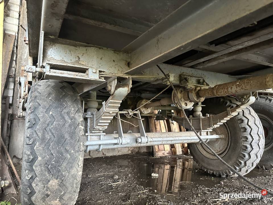 Rozrzutnik dwuosiowy dwutaśmowy Ryki sprzedam